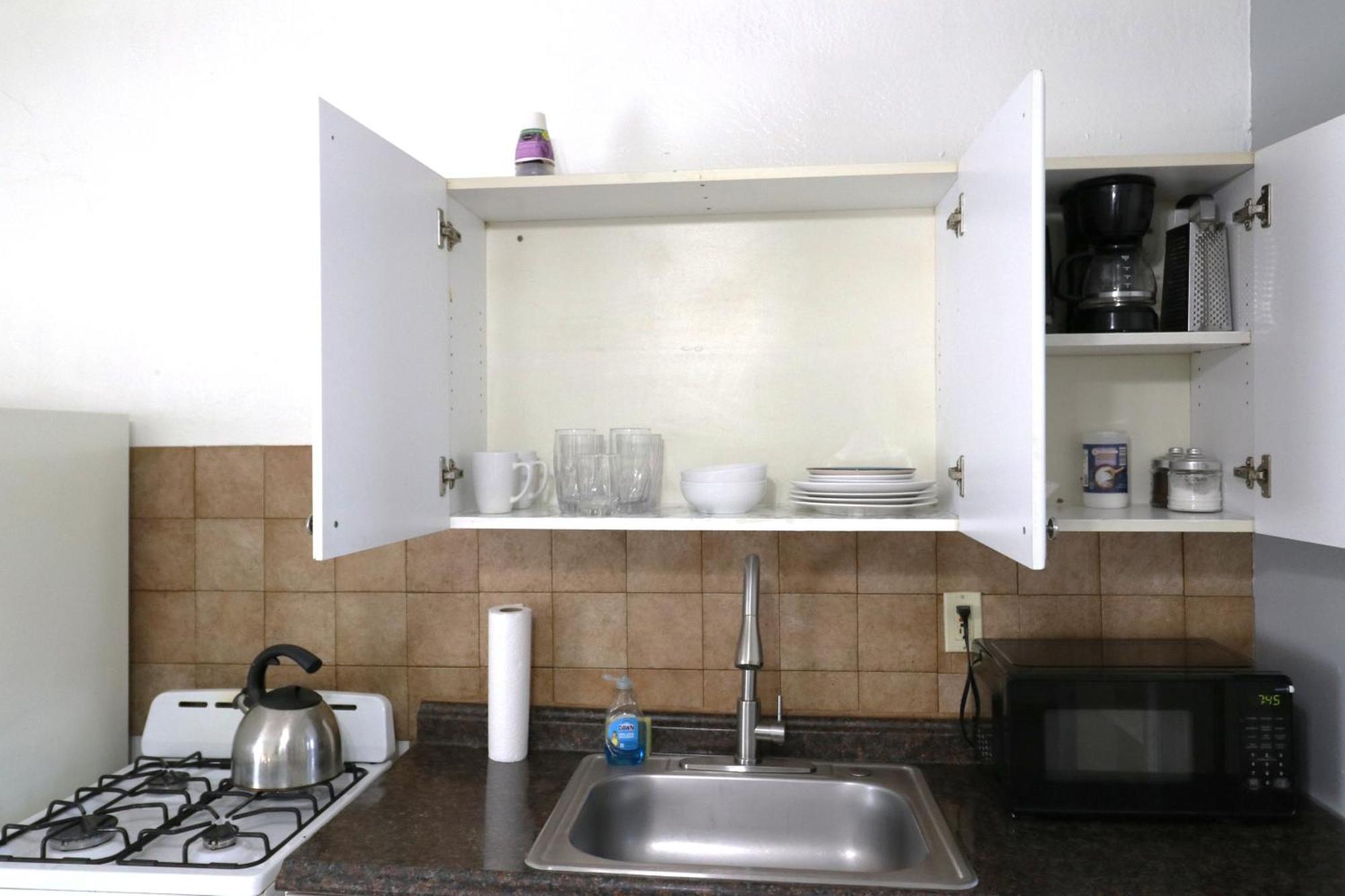 Hallandale Beach Motel With Free Parking And Full Kitchen ! No Extra Fees! Accepting Cash! Екстериор снимка